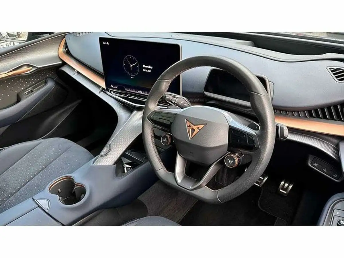 2024-cupra-tavascan-e-v2-big-5