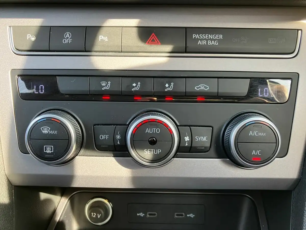 2022-seat-ateca-big-11