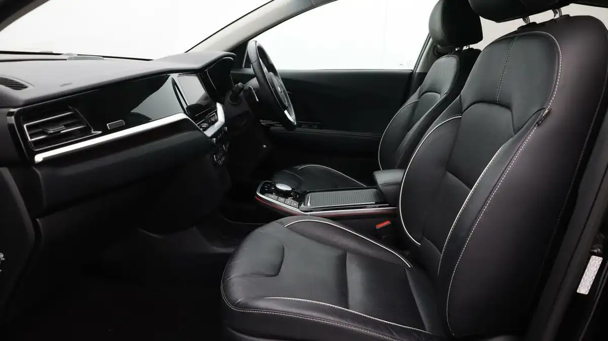 2020-kia-e-niro-ev-4-big-14