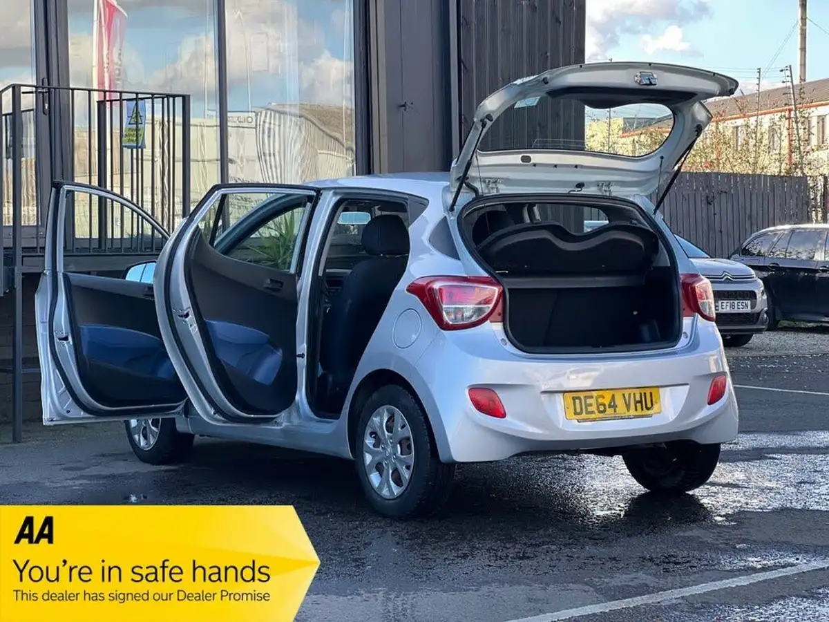 2014-hyundai-i10-12-se-auto-big-7