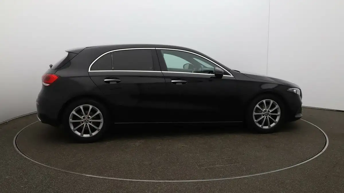 2019-mercedes-benz-a-class-15d-a180d-sport-premium-hatchback-5d-7g-dct-big-42