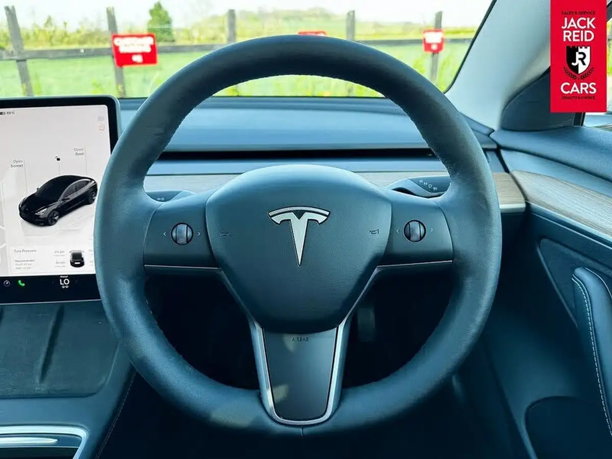 2023-tesla-model-3-e-rwd-241bhp-big-11