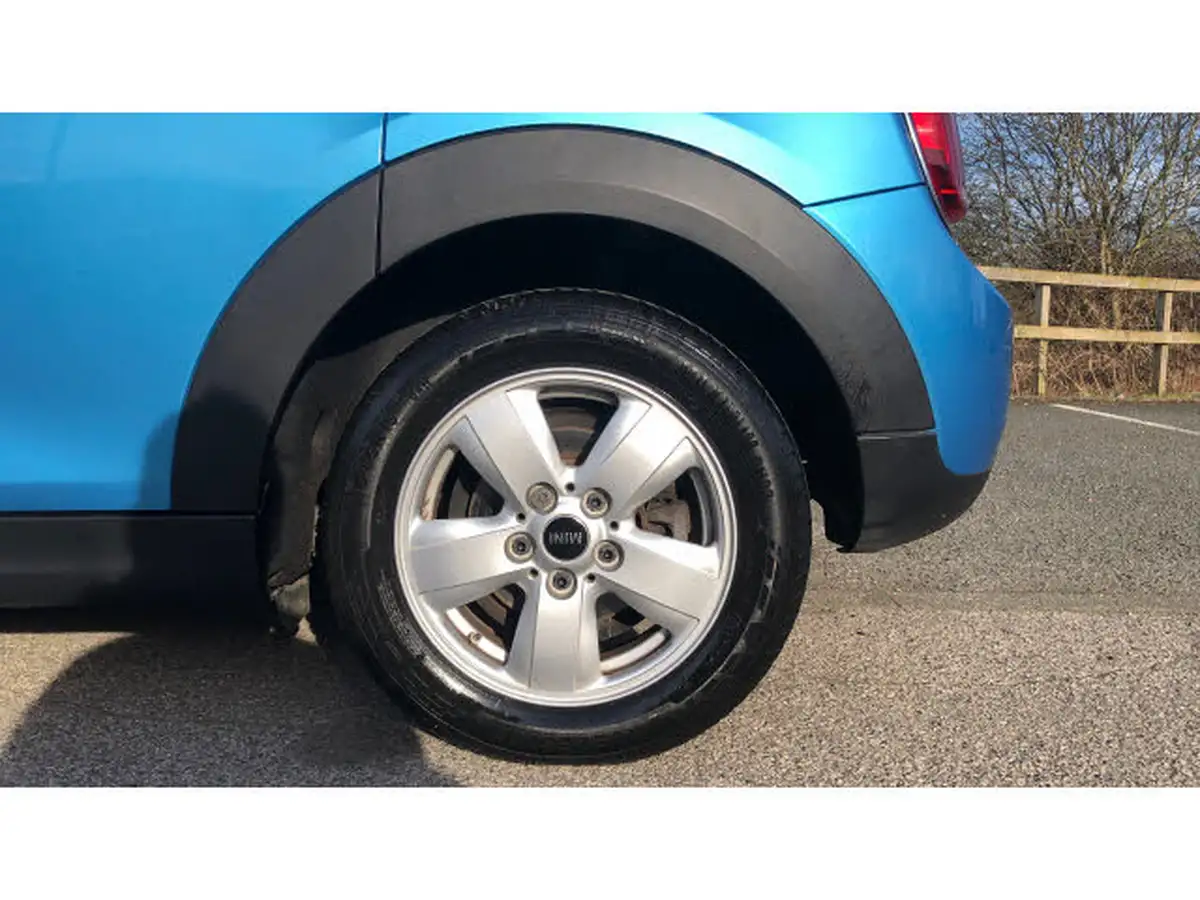 2018-mini-cooper-15-cooper-series-ii-ss-hatchback-5d-big-6