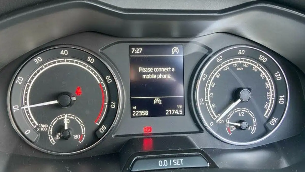 2019-skoda-scala-10-tsi-se-115ps-big-24