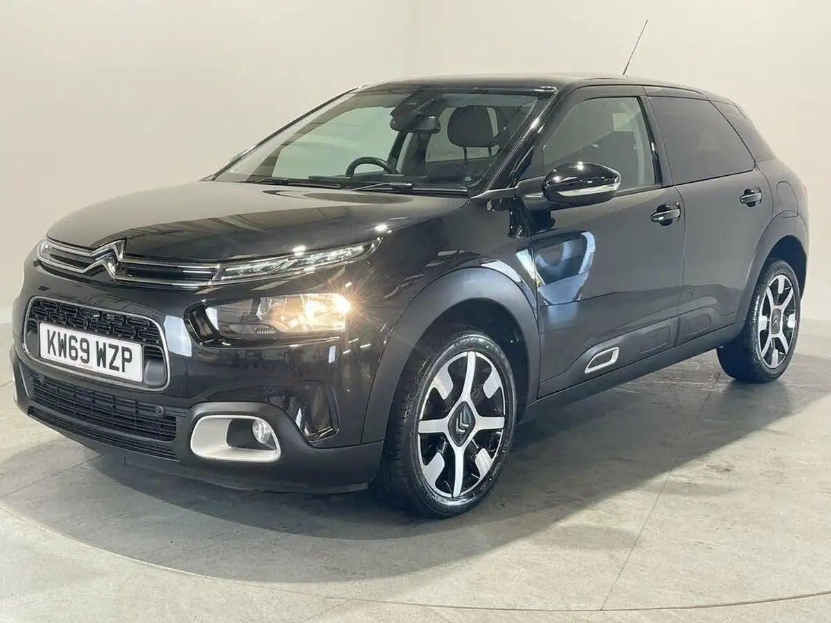 2020-citroen-c4-cactus-15bluehdi-flair-100ps-big-0