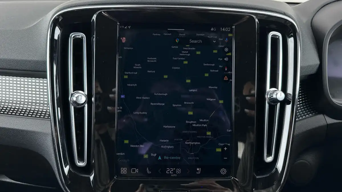 2021-volvo-xc40-e-twin-recharge-plus-big-16