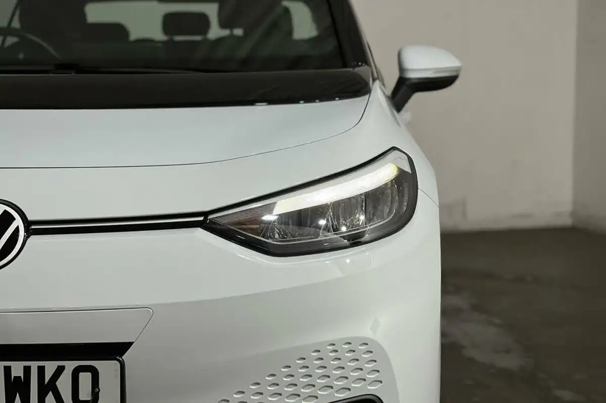 2022-volkswagen-id3-e-life-204ps-58kwh-pro-performance-big-12