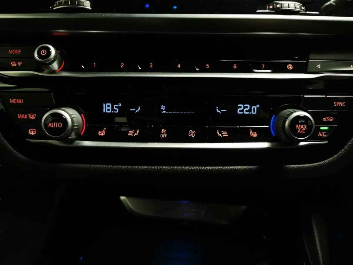 2020-bmw-x3-20-xdrive-30e-m-sport-big-22