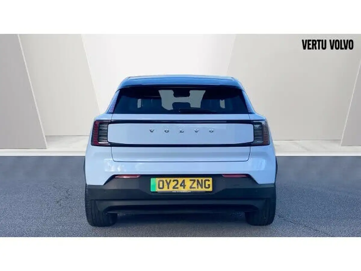 2024-volvo-ex30-e-single-motor-plus-extended-range-big-12