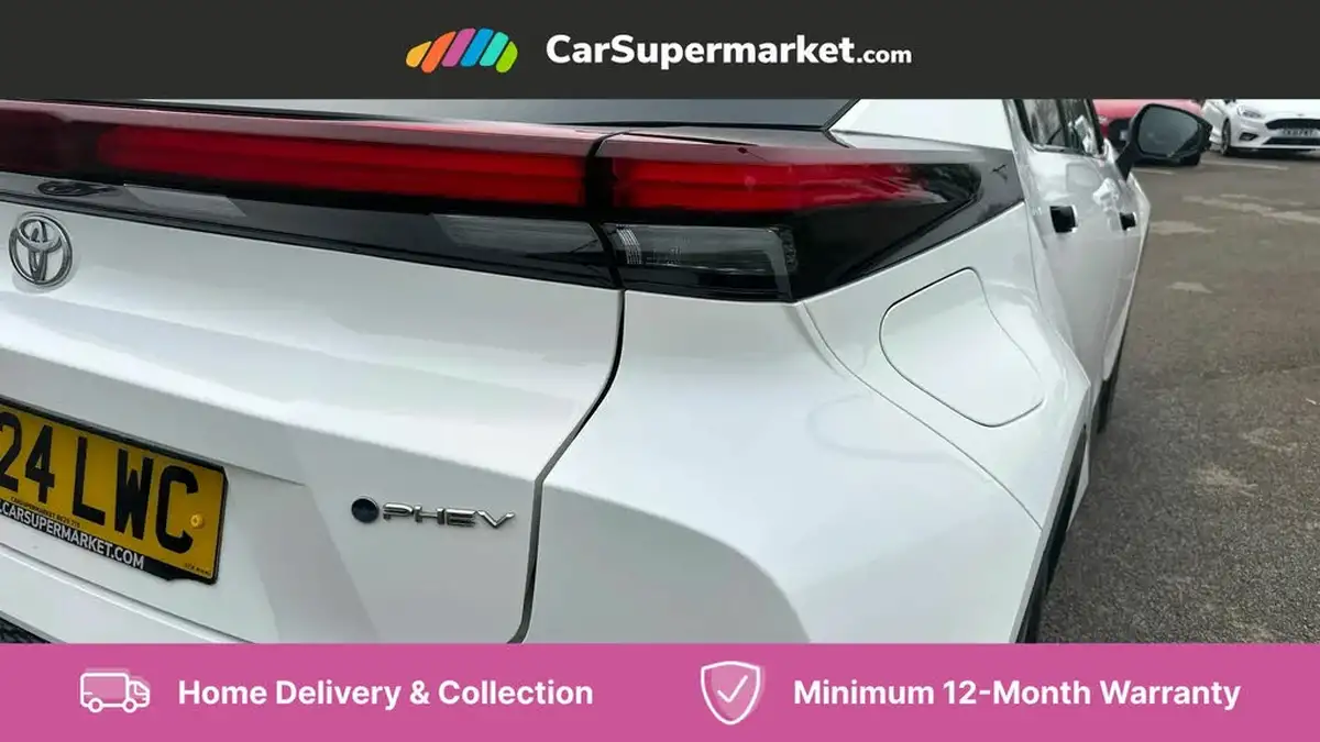 2024-toyota-c-hr-20-vvt-i-design-220bhp-plug-in-big-12