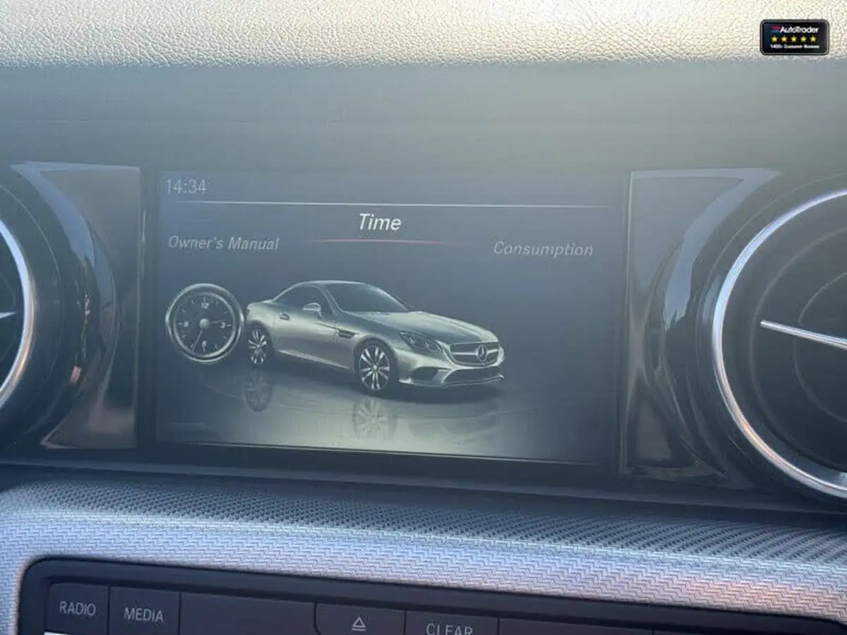 2019-mercedes-benz-slc-16-slc180-amg-line-big-18