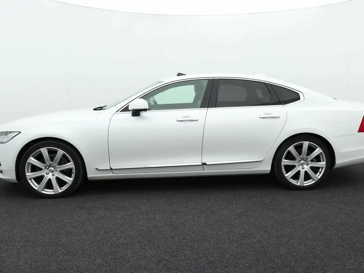 2017-volvo-s90-20td-d4-inscription-big-4