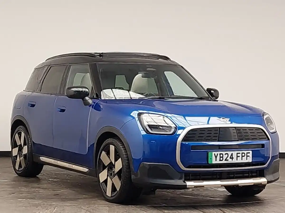 2024-mini-countryman-e-cooper-e-exclusive-big-0