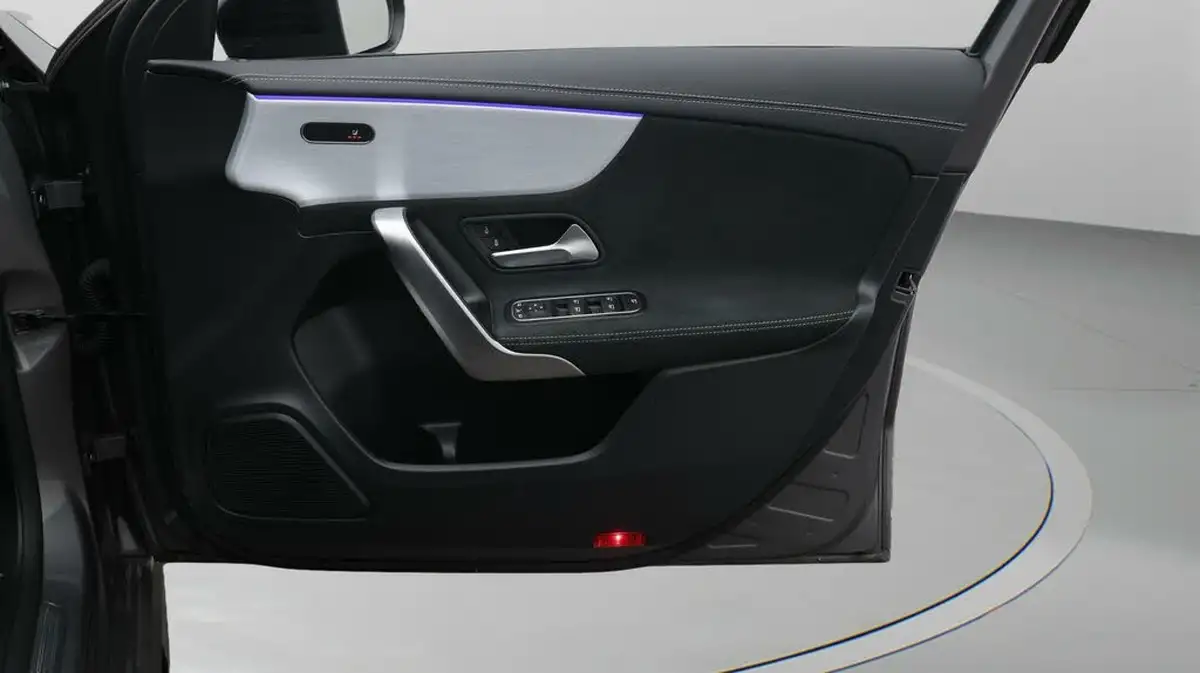 2022-mercedes-benz-a-class-13-a200-amg-line-executive-edition-hatchback-5d-7g-dct-big-15
