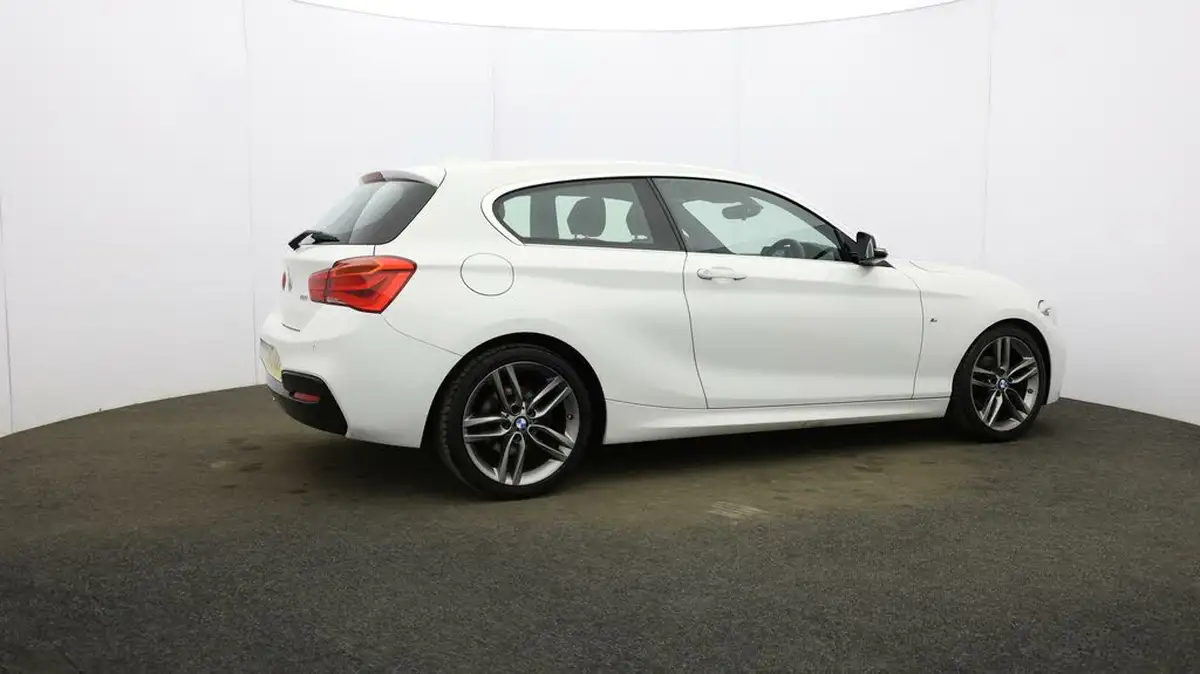 2018-bmw-1-series-15-118i-m-sport-3d-big-53