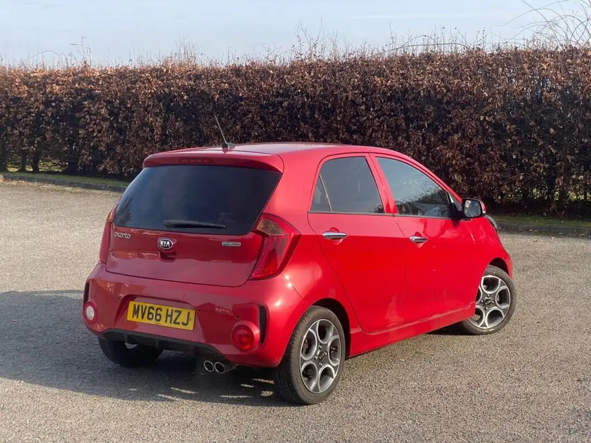 2017-kia-picanto-125-sport-isg-big-10