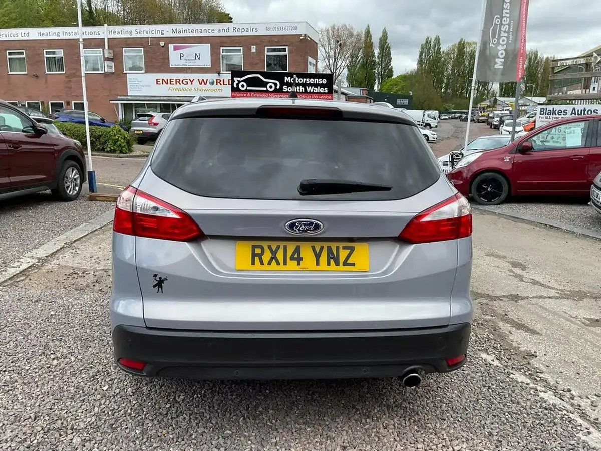 2013-ford-focus-20td-titanium-x-estate-powershift-big-72