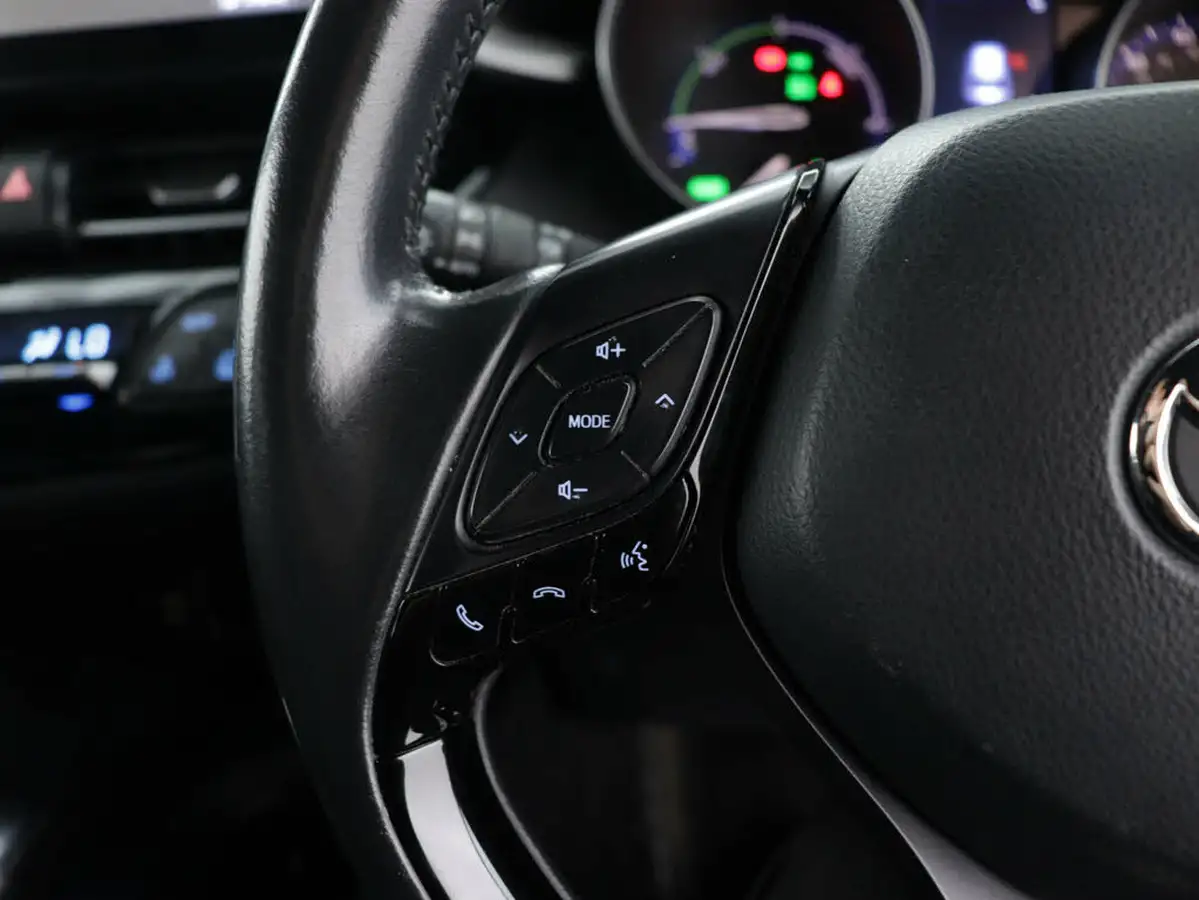 2022-toyota-c-hr-18-vvt-i-icon-big-24