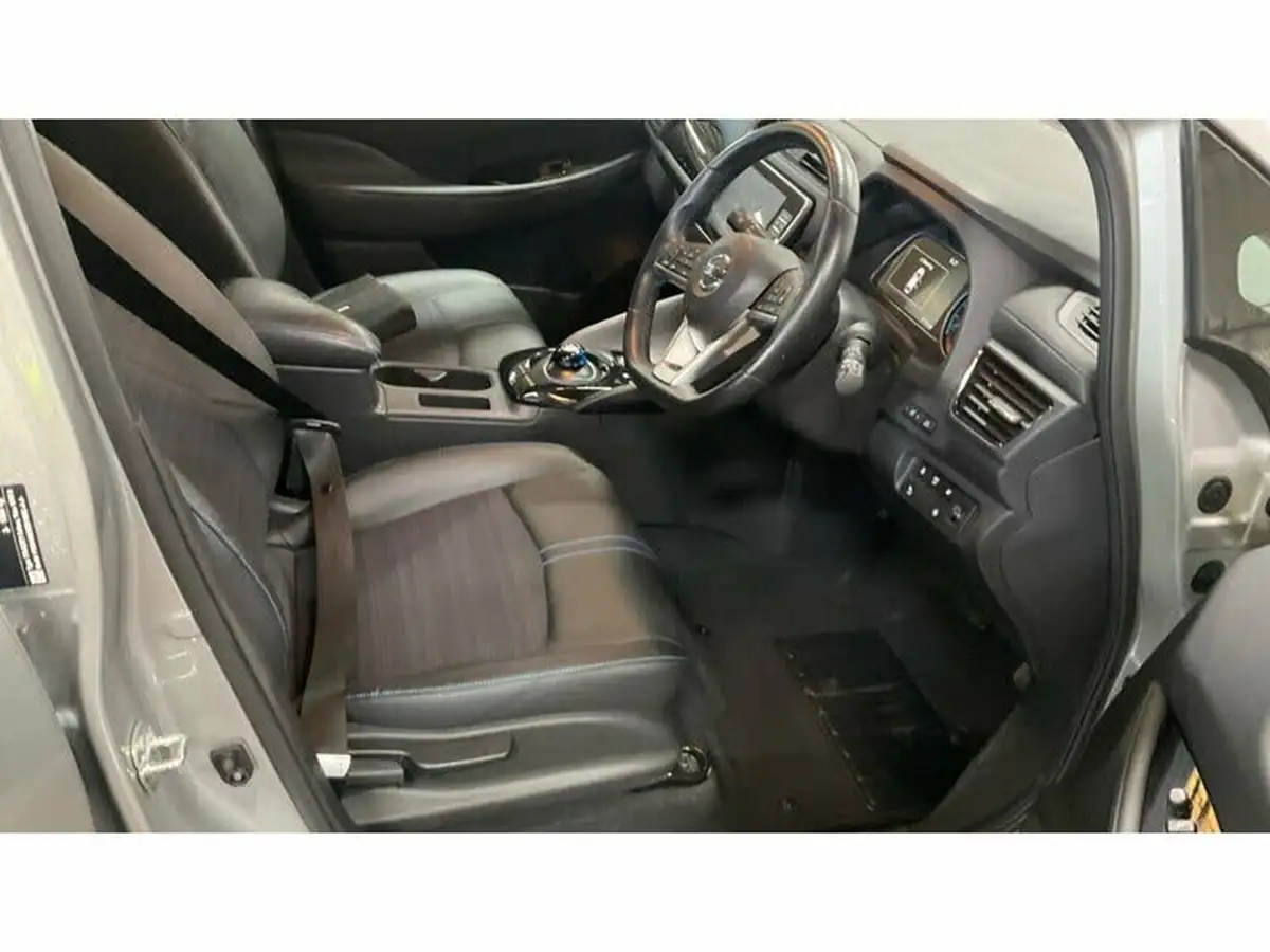 2021-nissan-leaf-e-n-connecta-big-2