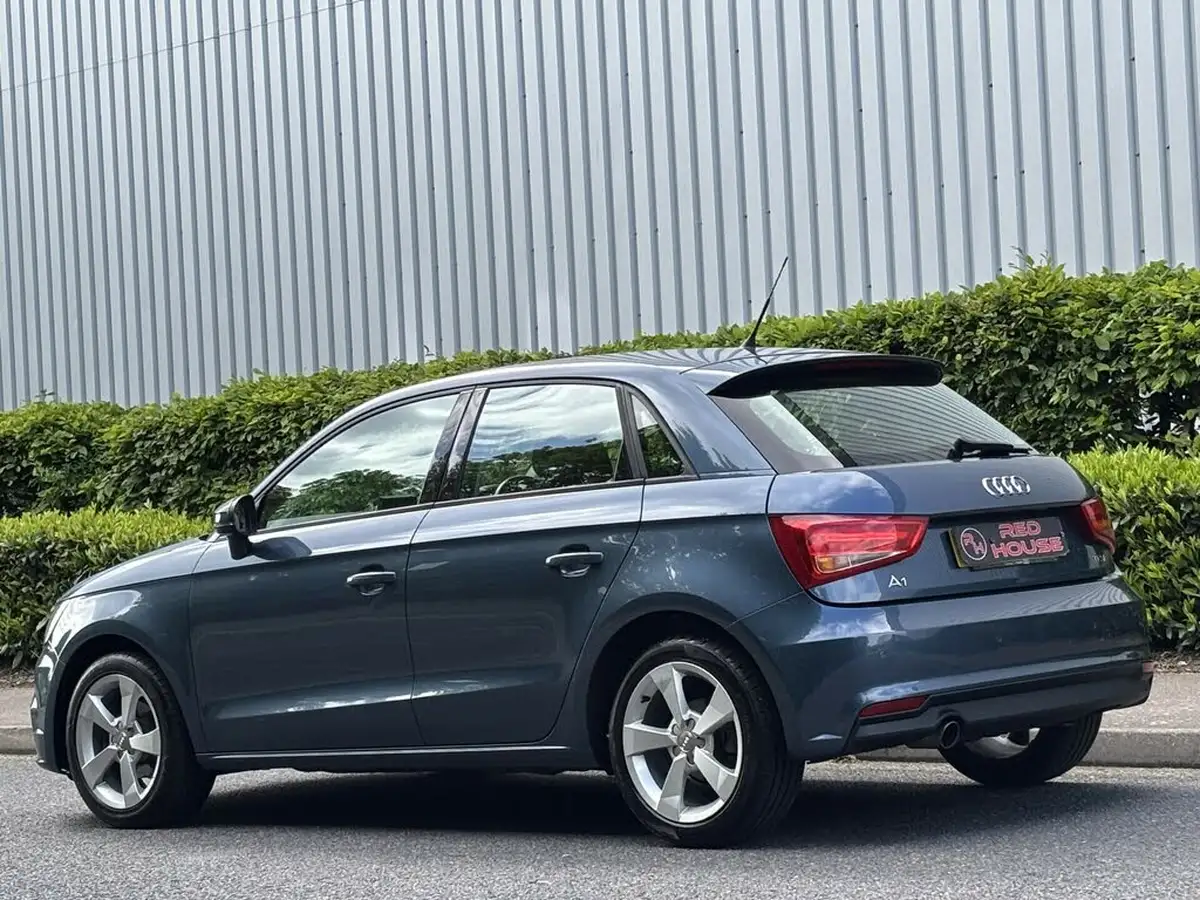 2017-audi-a1-10-tfsi-sportback-5d-big-7