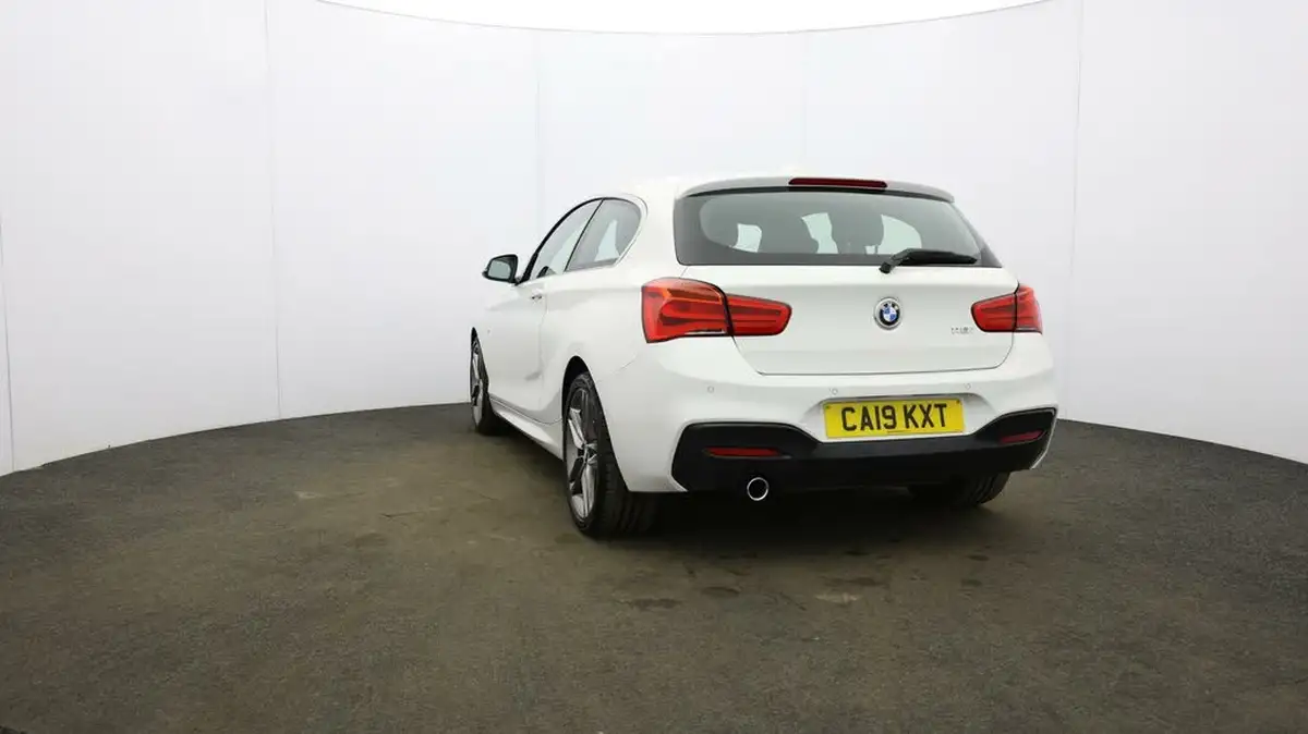2018-bmw-1-series-15-118i-m-sport-3d-big-29