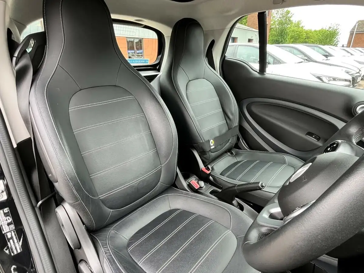 2019-smart-fortwo-09-prime-premium-coupe-twinamic-big-50