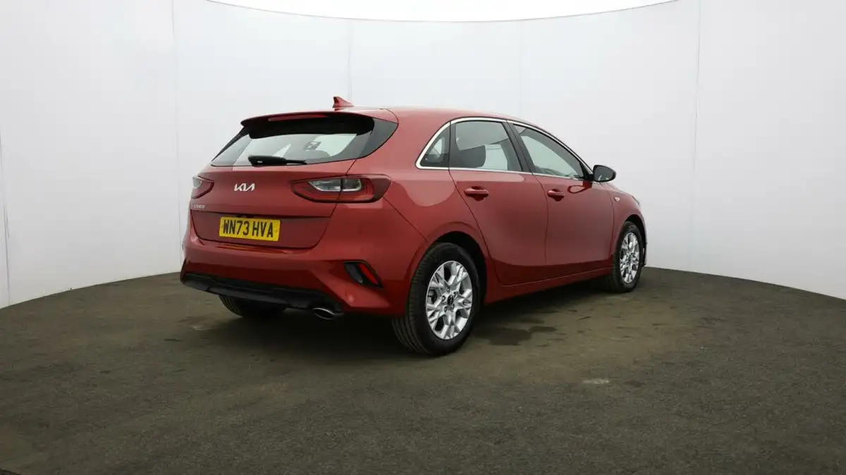 2023-kia-ceed-15-t-gdi-2-158bhp-hatchback-big-57