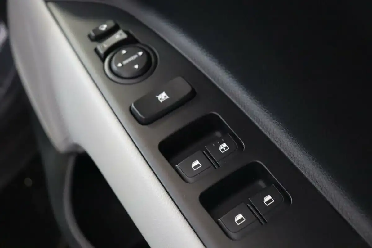 2021-kia-stonic-10-t-gdi-connect-big-12