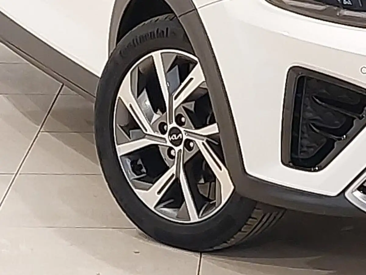 2022-kia-stonic-10-t-gdi-gt-line-s-big-8