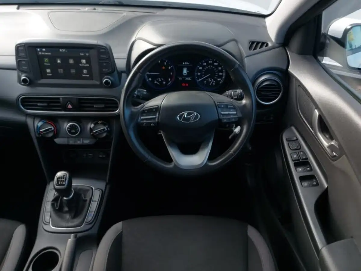 2020-hyundai-kona-10-t-gdi-se-big-10