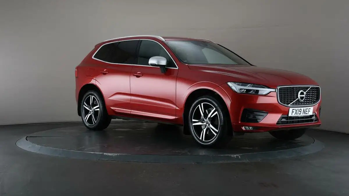 2019-volvo-xc60-20td-d4-r-design-4x4-ss-geartronic-big-46