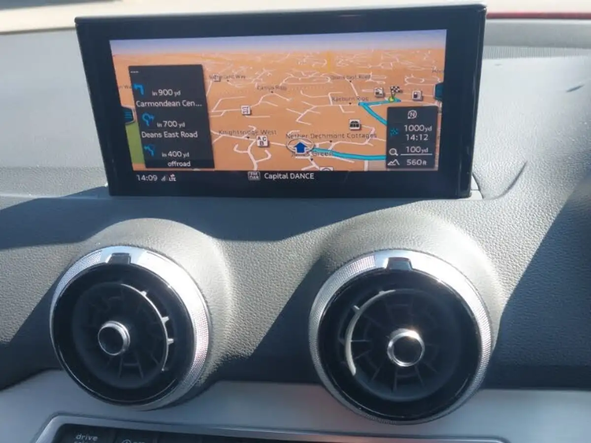 2022-audi-q2-15-35-tfsi-s-line-tronic-big-14
