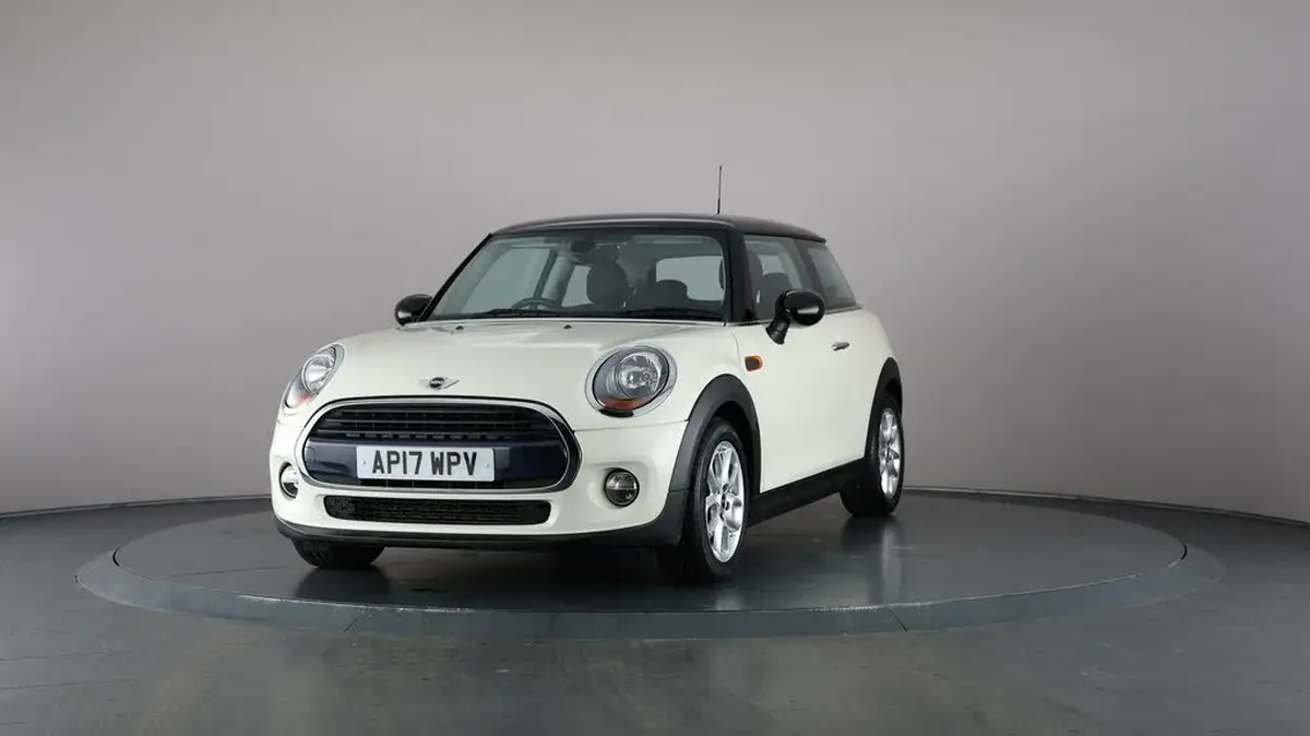 2017-mini-cooper-15-cooper-ss-hatchback-3d-big-40