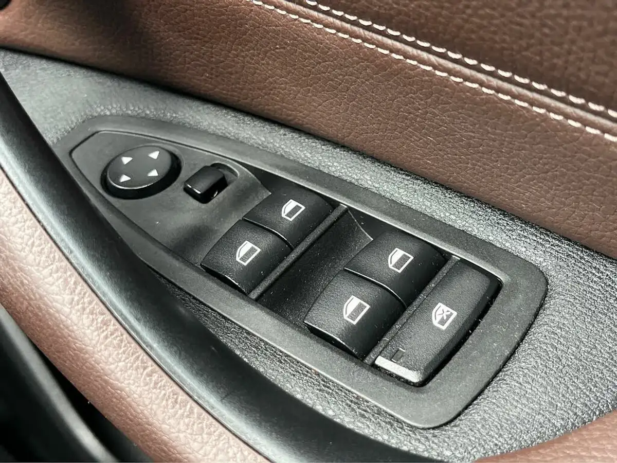 2018-bmw-x1-20-xdrive20i-xline-big-28