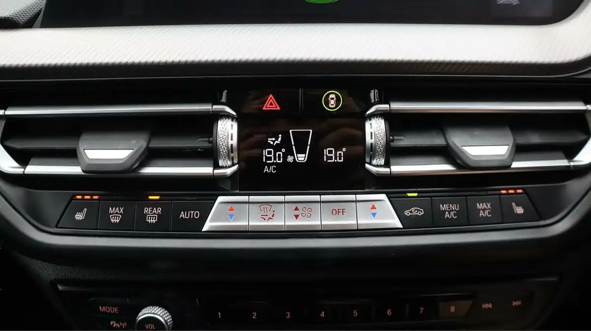 2022-bmw-2-series-15-218i-m-sport-coupe-4d-big-12