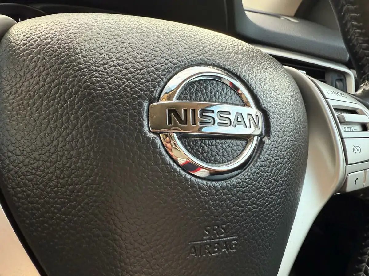 2015-nissan-qashqai-16-tekna-big-32