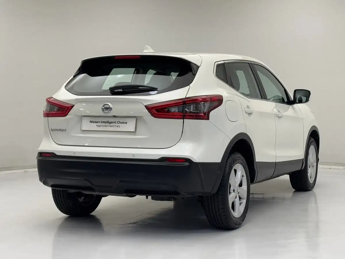 2019-nissan-qashqai-15dci-acenta-premium-heat-pack-big-6