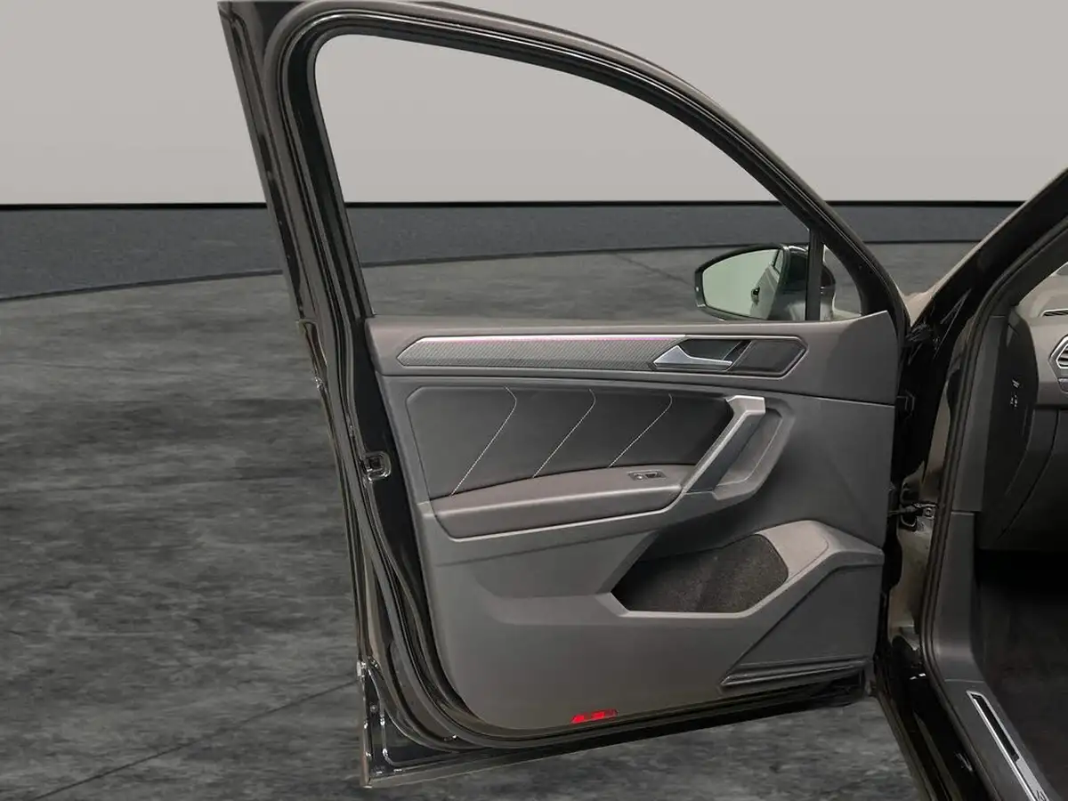 2023-volkswagen-tiguan-15-tsi-r-line-edition-big-29