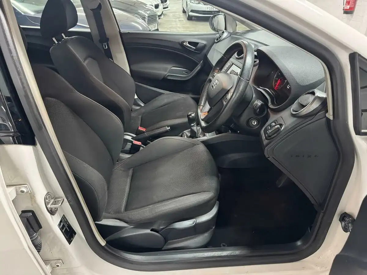 2017-seat-ibiza-12-tsi-fr-technology-110ps-hatchback-5d-big-53
