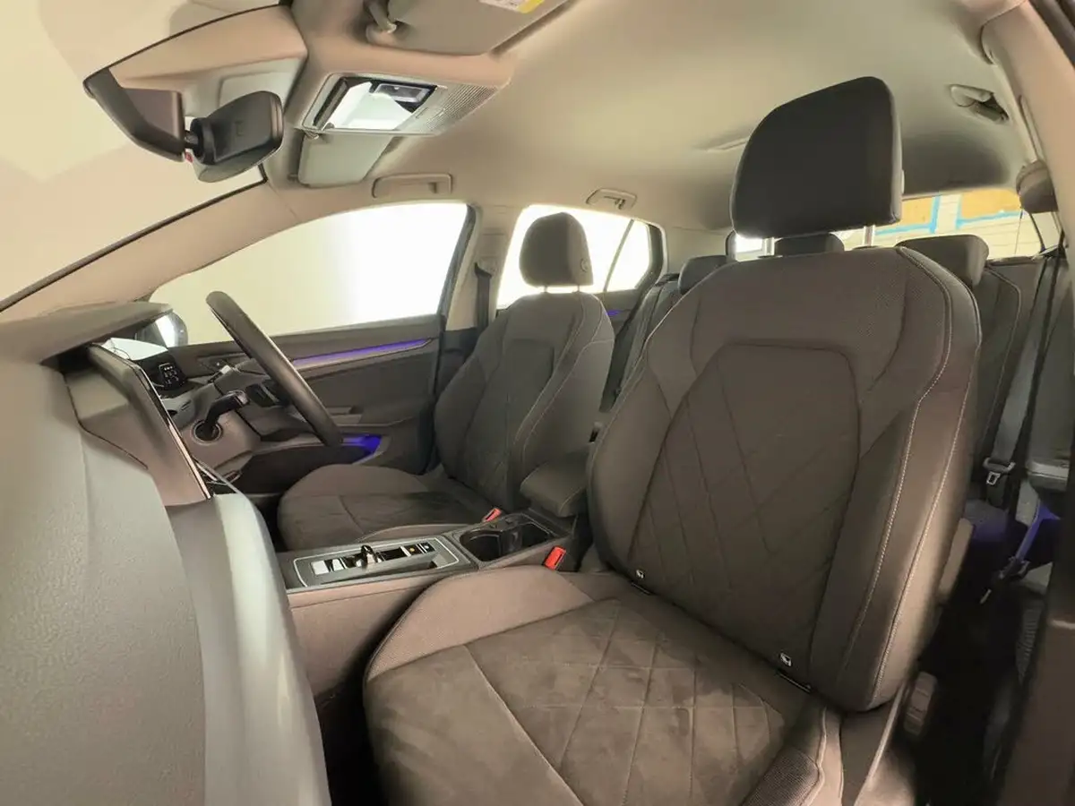 2021-volkswagen-golf-15-etsi-style-150ps-hatchback-big-10