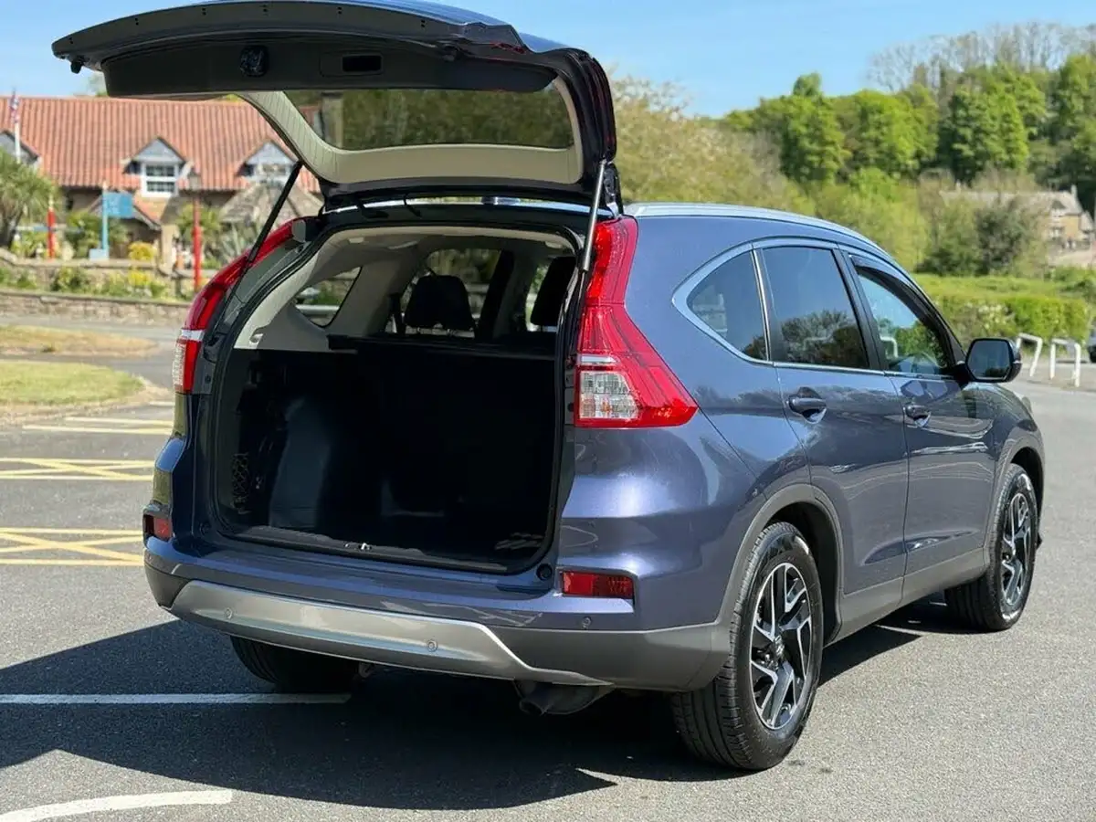 2017-honda-cr-v-16i-dtec-se-plus-navi-120ps-2wdss-big-15