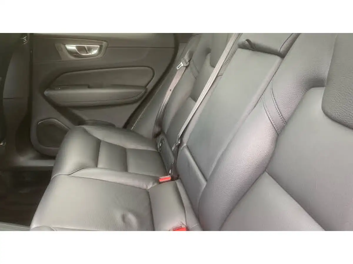 2024-volvo-xc60-20-b5-plus-big-9