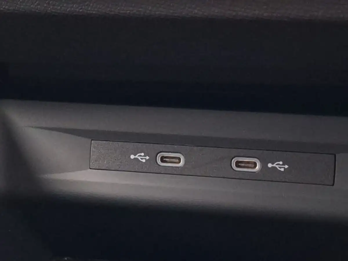 2023-cupra-formentor-15-tsi-v2-big-10