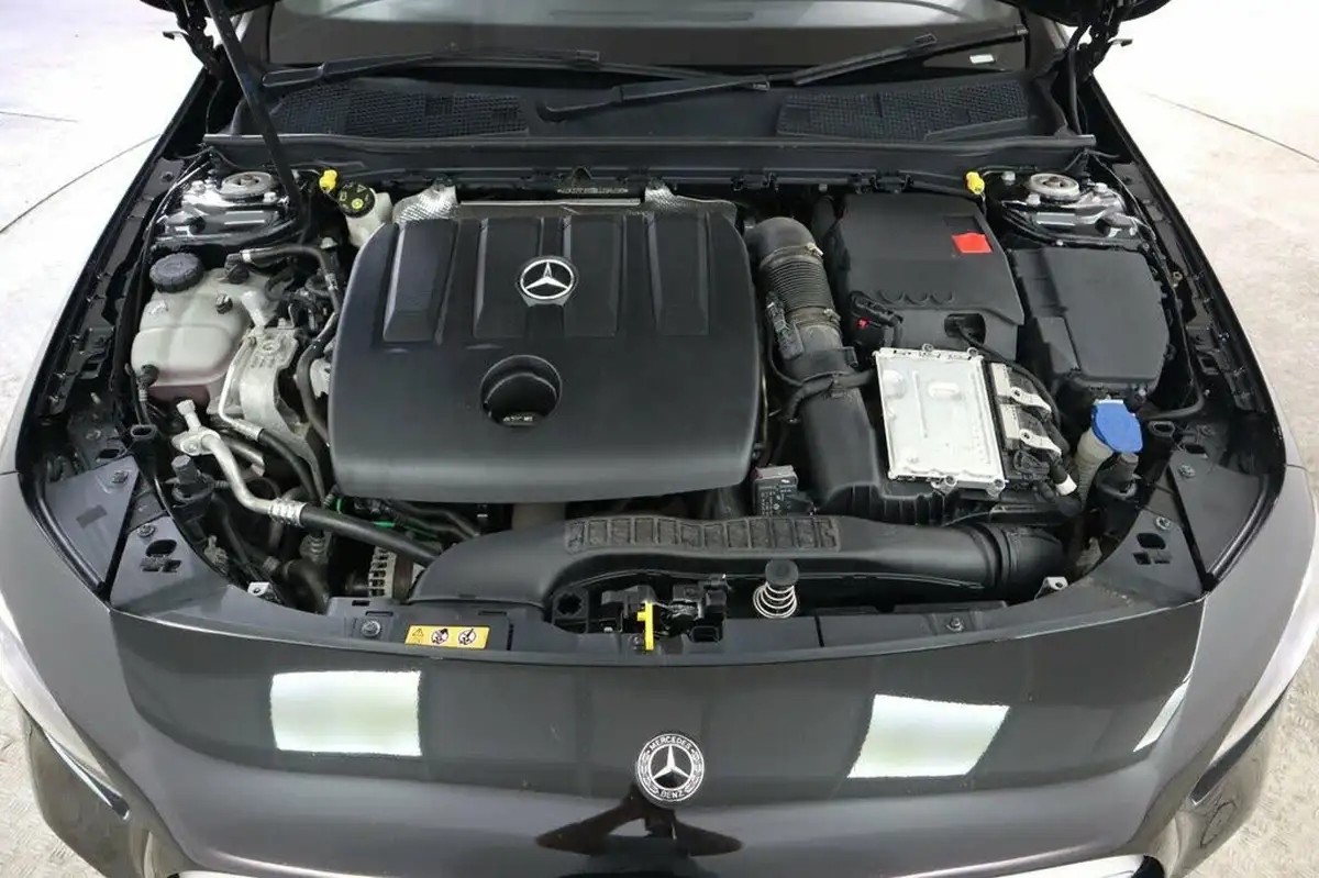 2020-mercedes-benz-a-class-15d-a180d-amg-line-executive-saloon-4d-7g-dct-big-23