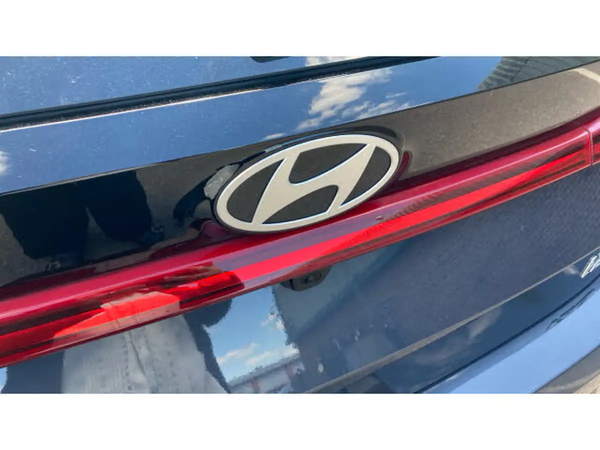 2024-hyundai-i20-10-t-gdi-premium-big-20