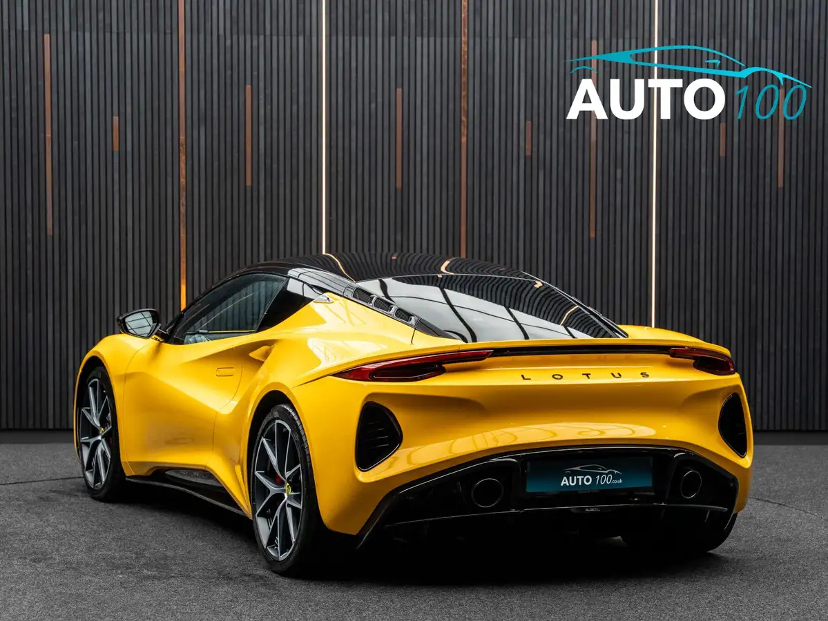 2023-lotus-emira-35-first-edition-v6-big-2