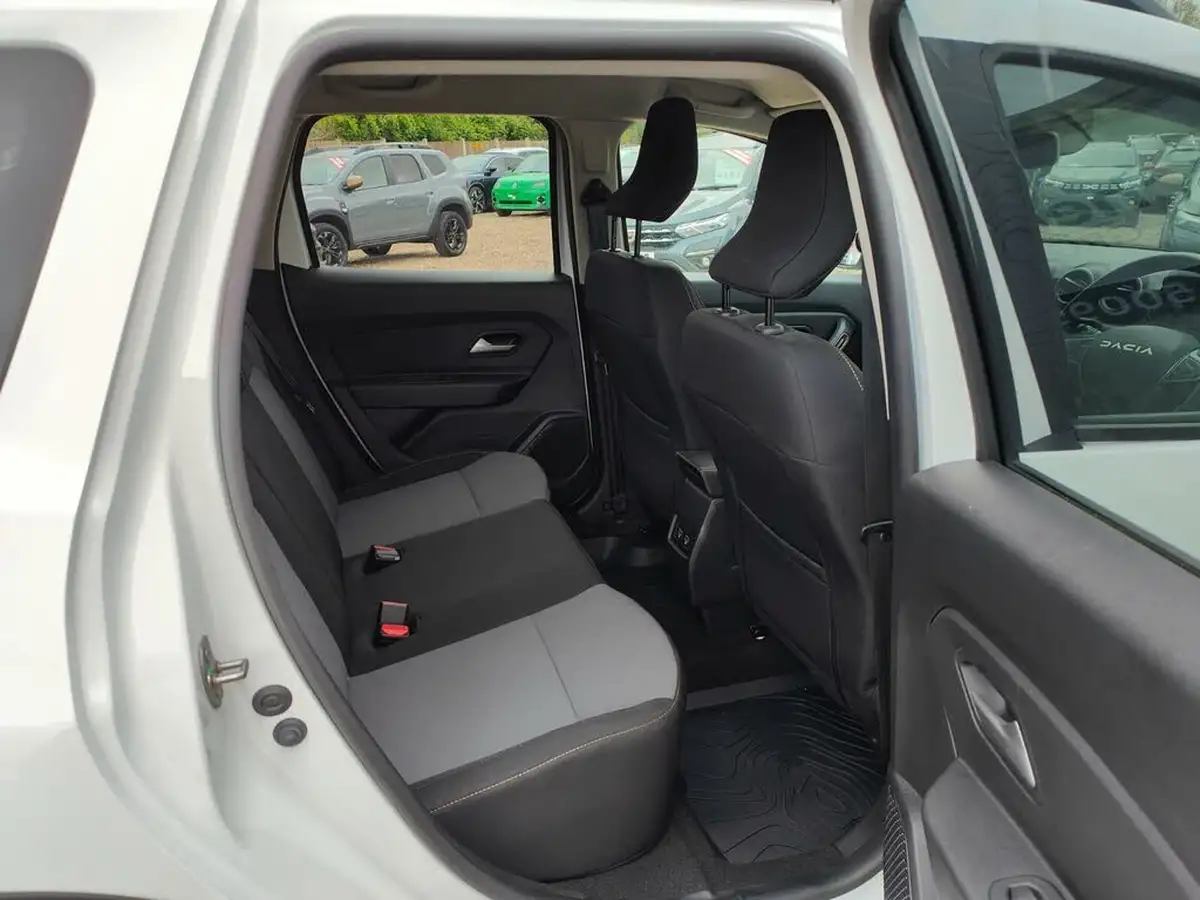 2023-dacia-duster-10-tce-extreme-big-7