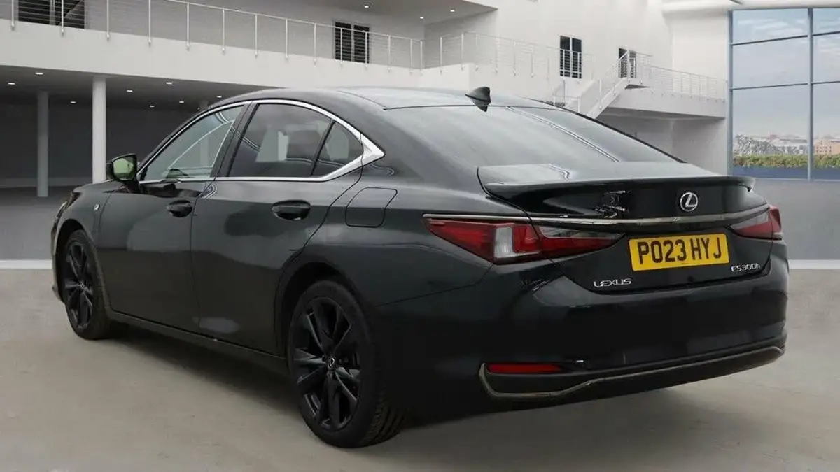 2023-lexus-es-300h-25-f-sport-big-1