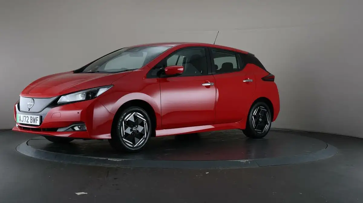 2022-nissan-leaf-e-acenta-39kwh-big-3