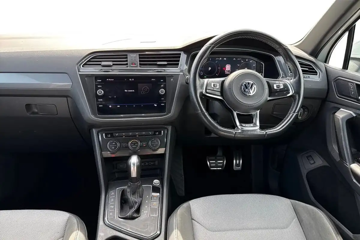 2020-volkswagen-tiguan-20tdi-r-line-tech-150ps-dsg-big-17